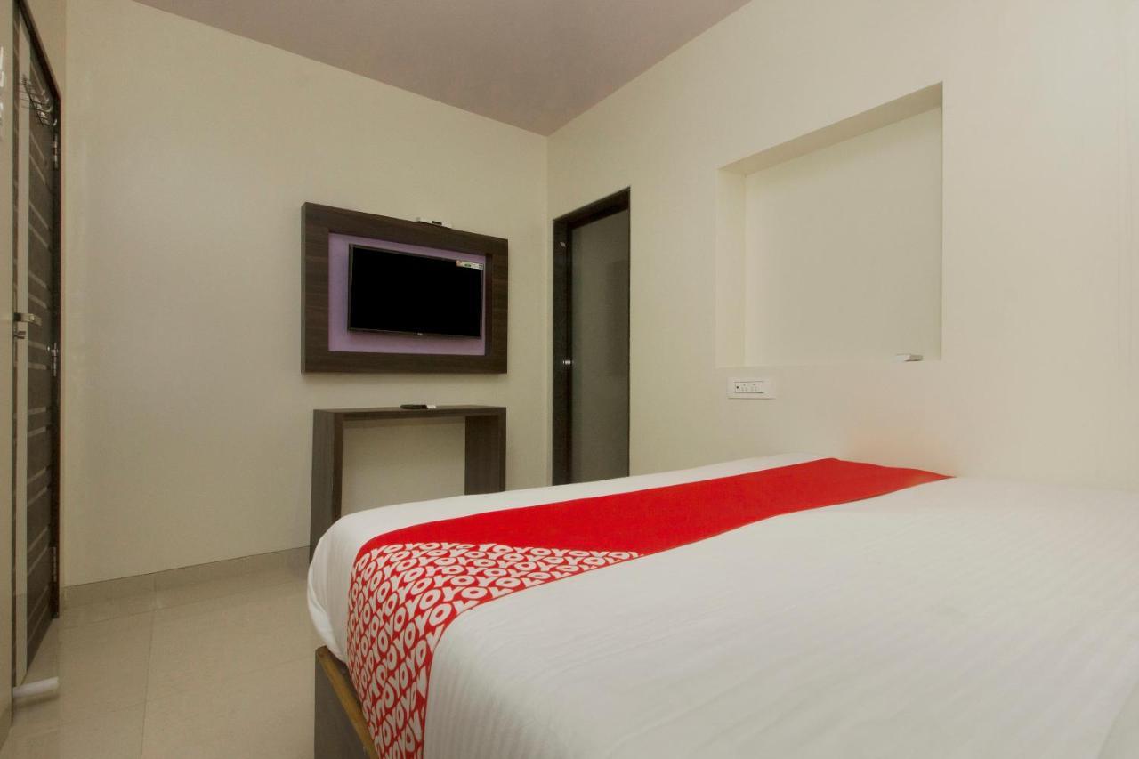 Fabexpress Windflower Hotel Bombay